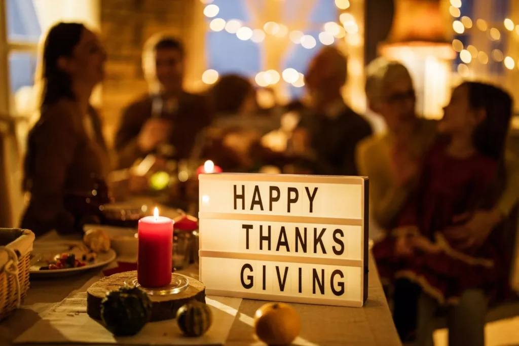 a sign that says Happy Thanksgiving