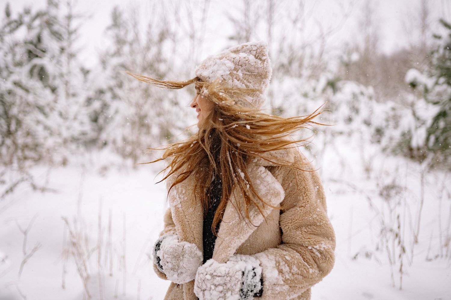 4 Ways to Ward Off Holiday Loneliness