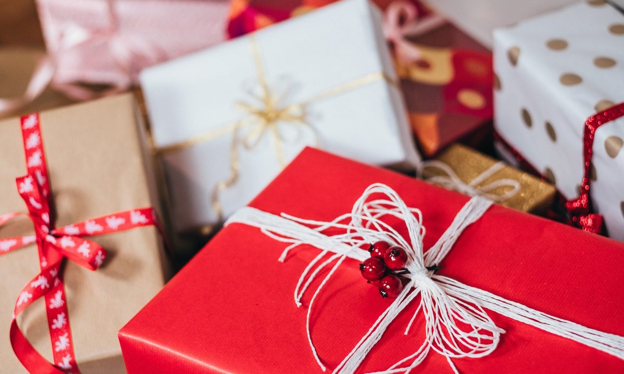 11 Christmas Gift Ideas for Single Young Adults