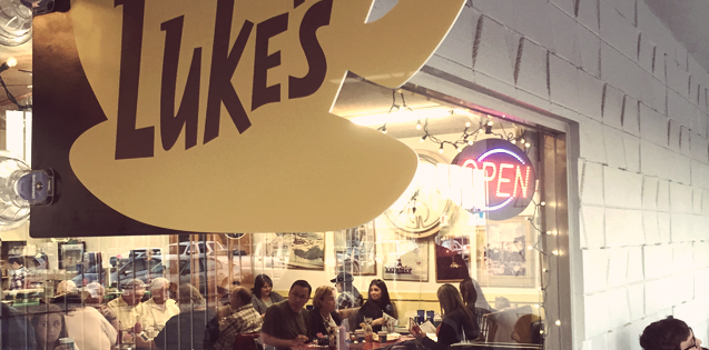 A Luke's Diner sign