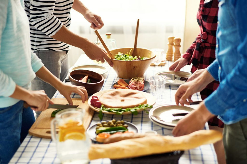 friends cooking together