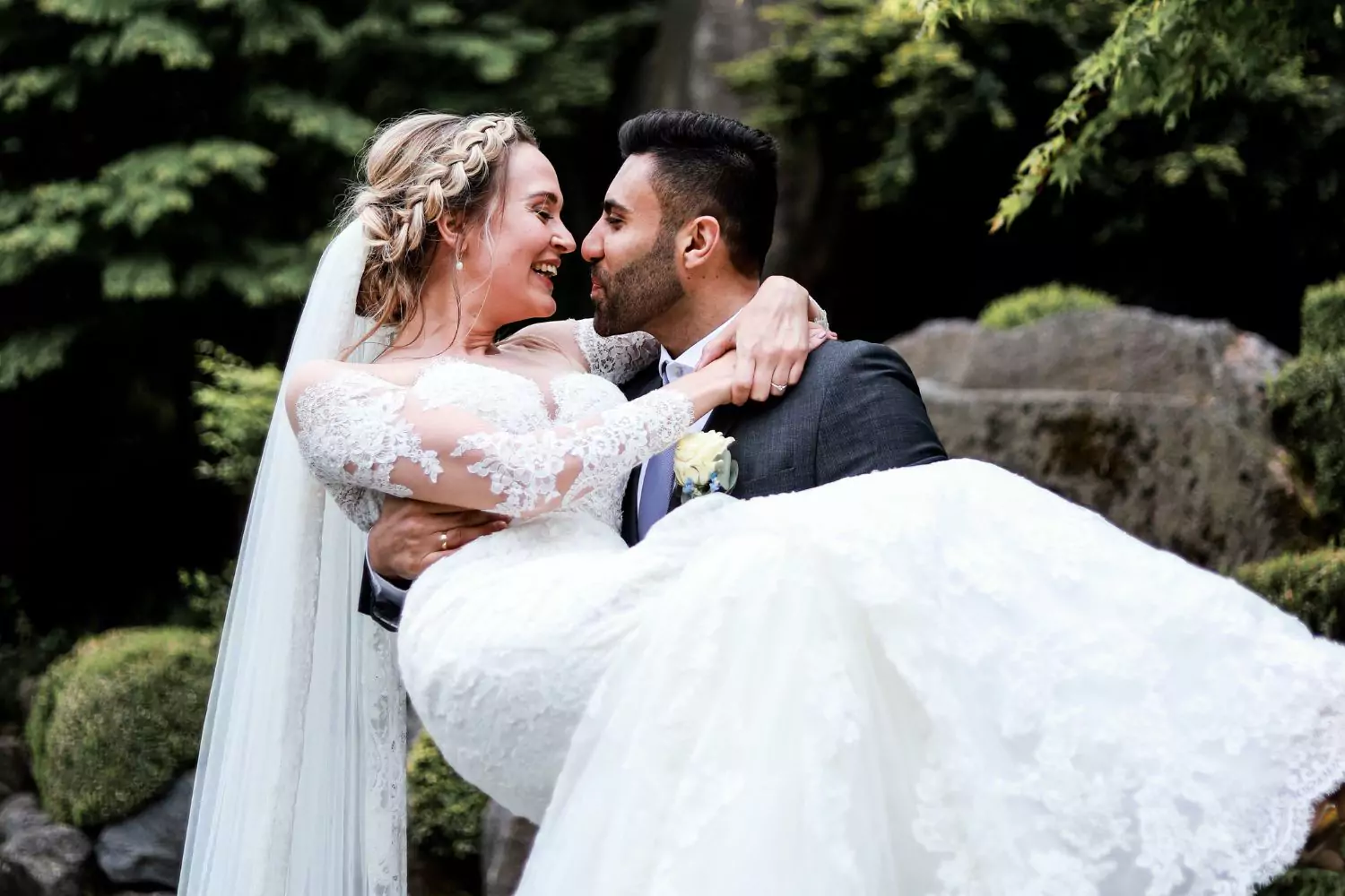 Do Singles Have it Better Than Married Couples?